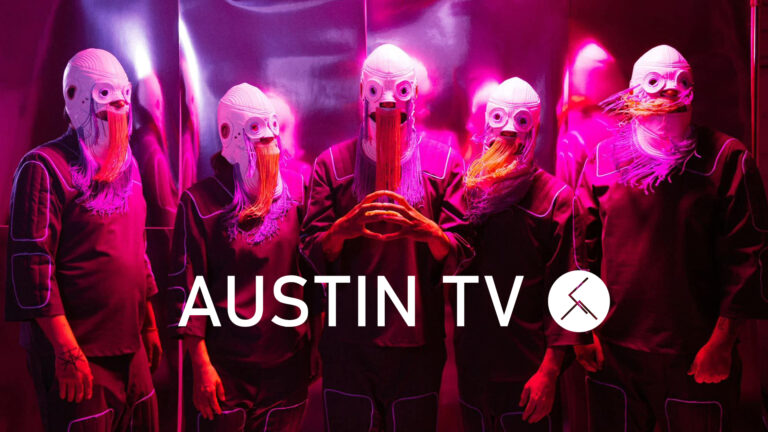 Austin TV esta de regreso con nueva canción «De la orquídea y la avispa»