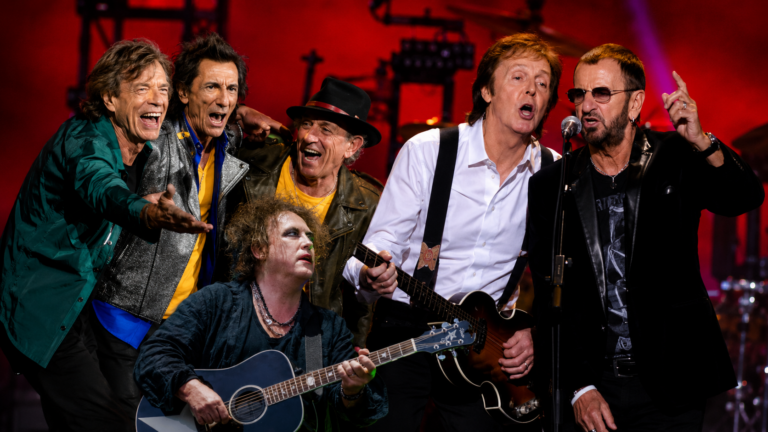 The Rolling Stones sorprenden con el anuncio de su nuevo álbum Foreign Tongues, con invitados de lujo como Paul McCartney, Robert Smith y entre otros.